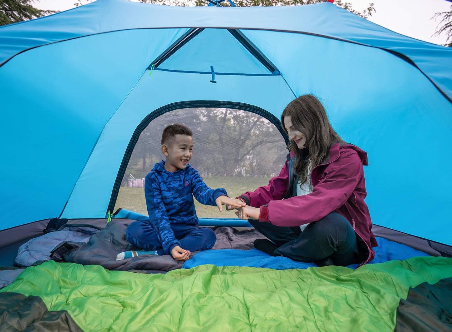 2／4 Person Camping Tent Outdoor Waterproof Family Large Tents 2/4 People Easy Setup Tent with Porch Double Layer